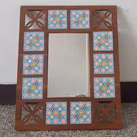 آینه باقاب ،کاشی میناکاری هفت رنگ،اندازه قاب 44در36واندازه آینه23 در15