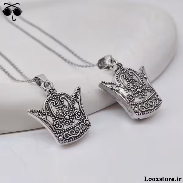 گردنبند طرح تاج پهلوی تخت نقره ای و طلایی