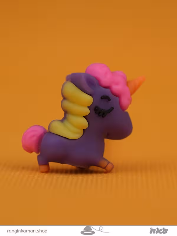 سرمدادی فانتزی سیلیکونی طرح یونیکورن خوابیده پروازی Fantasy silicone earring with flying sleeping unicorn design