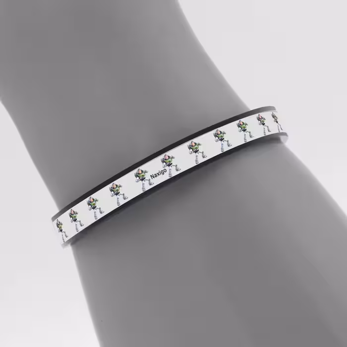 دستبند ناکسیگو طرح باز لایتیر مدل BR5451