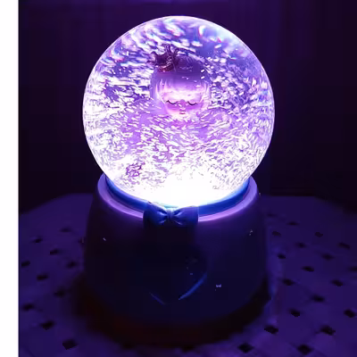 گوی موزیکال مدل پمپی دخترک فرشته در حال نیایش