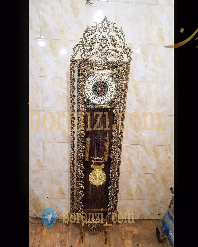 ساعت برنزی خم تسمه شیپوری