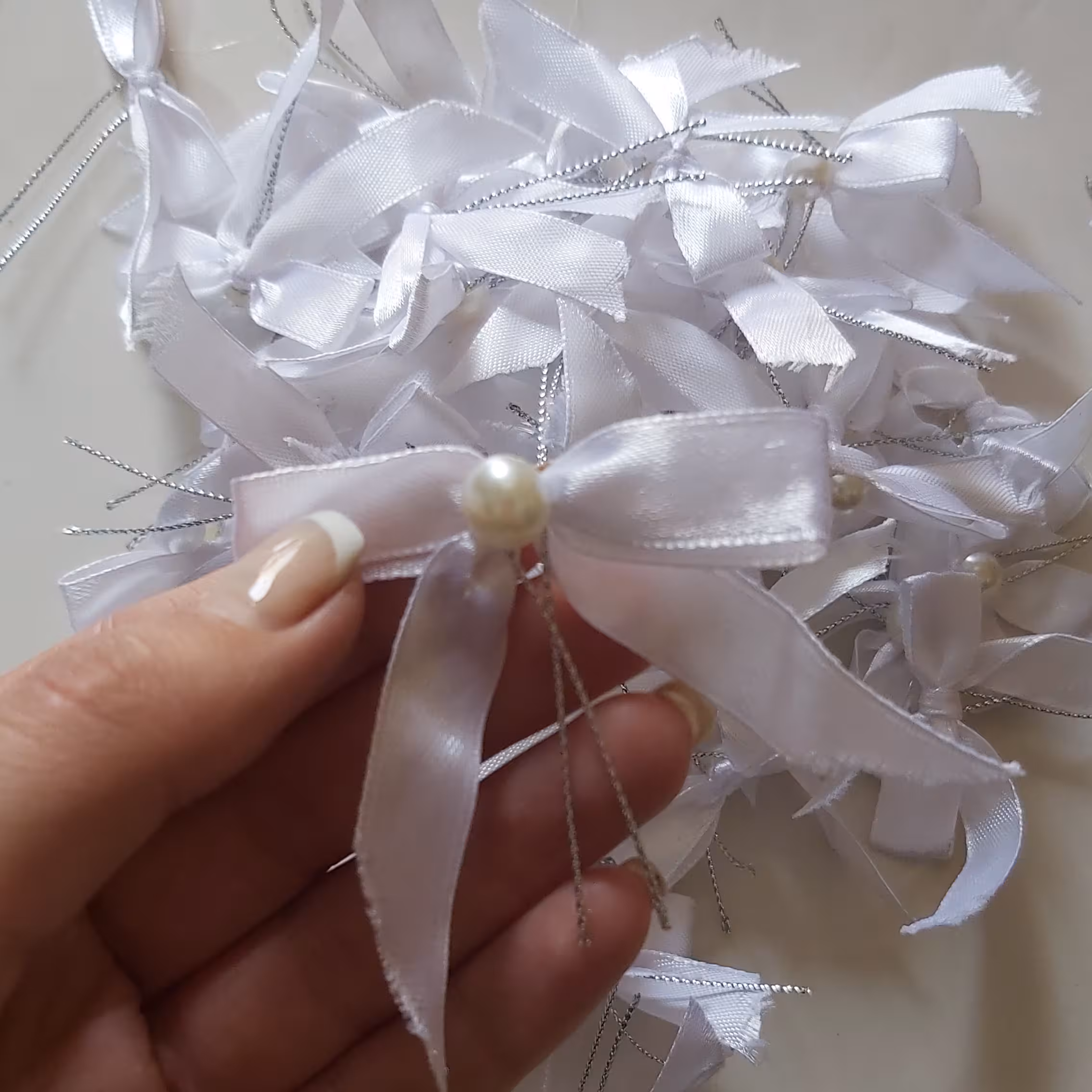 پاپیون ساتن سفید پک 16 عددی 