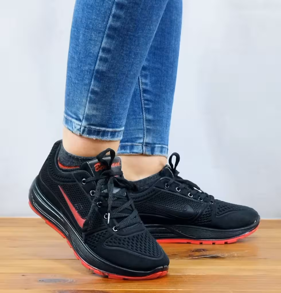 کفش کتونی اسپرت زنانه دخترانه مدل  مشکی زیره قرمز راحت و جذاب 4499