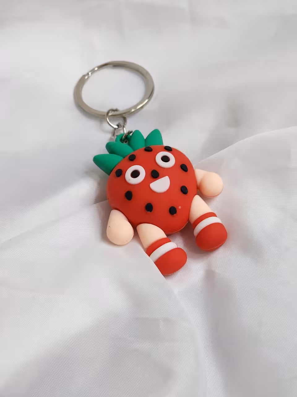 جا سویچی سیلیکونی توت فرنگی