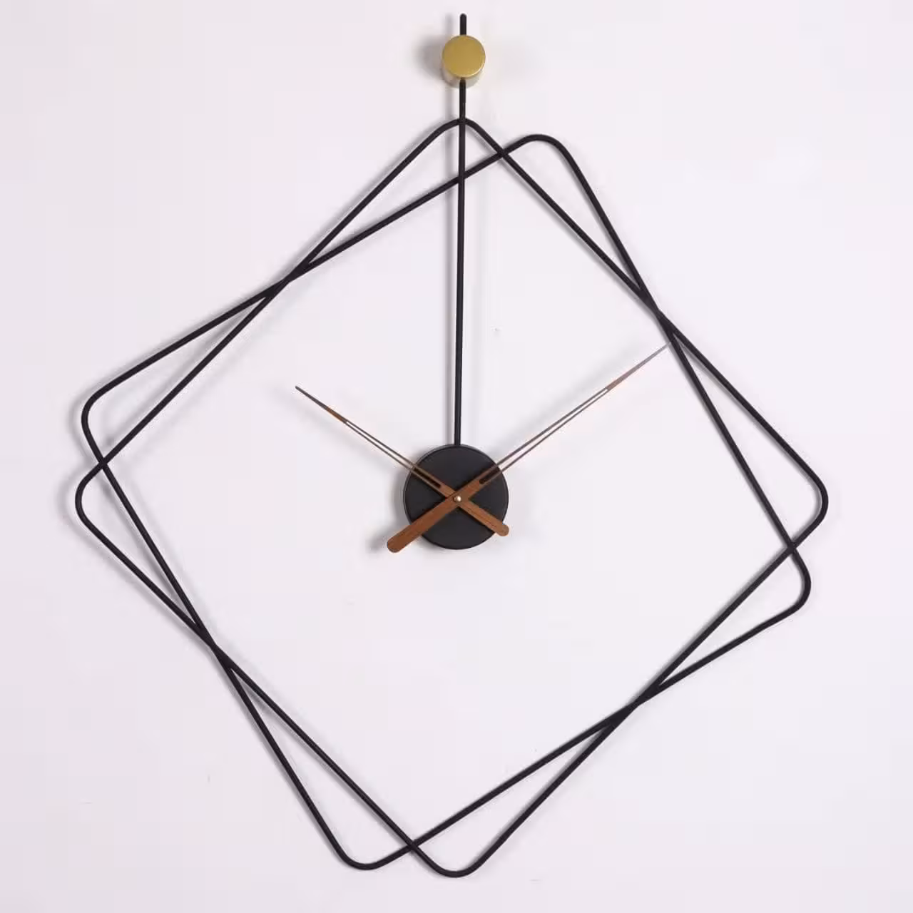 ساعت دیواری نوین (novin) مدل:دیاموند