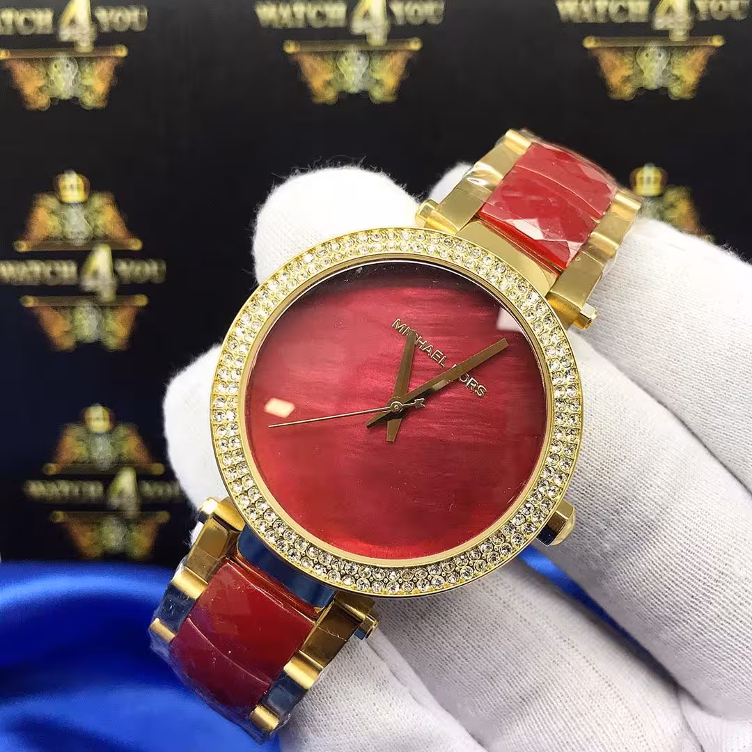 ساعت زنانه دور نگین مایکل کورس(Michael Kors)