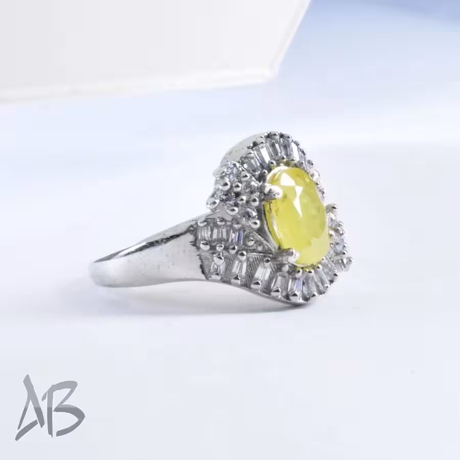 انگشتر نقره زنانه نگین دار سنگ معدنی یاقوت زرد آقابزرگ کد 647