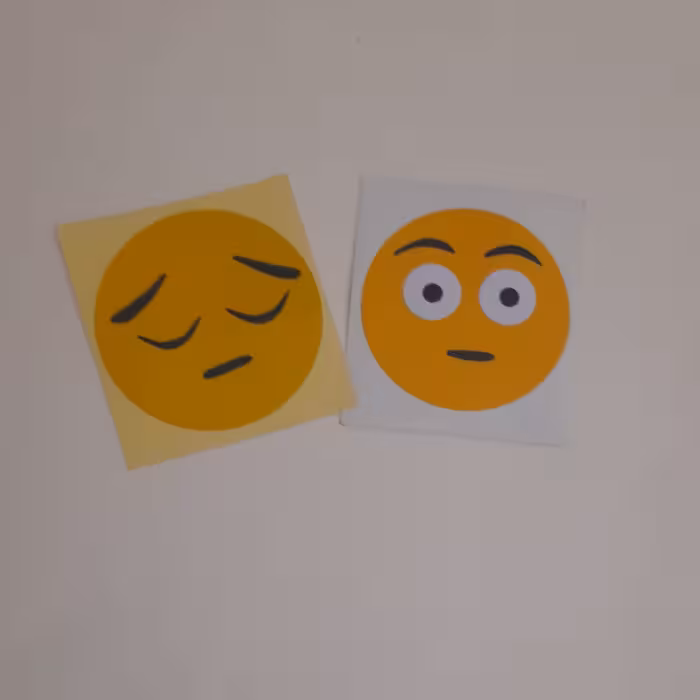 استیکر طرح ایموجی قیمت هر عدد