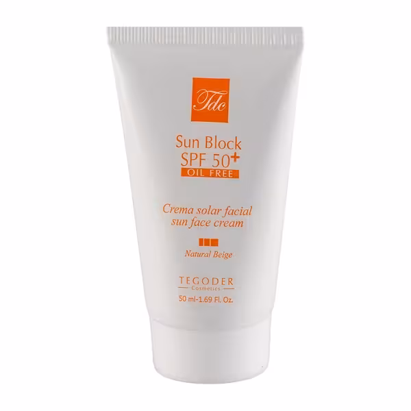 کرم ضد آفتاب فاقد چربی رنگی بژ طبیعی تگودر اس پی اف 50 حجم 50 میلی لیتر | TEGODER TINTED SUN SCREEN SPF50 FOR OILY SKIN 50ml