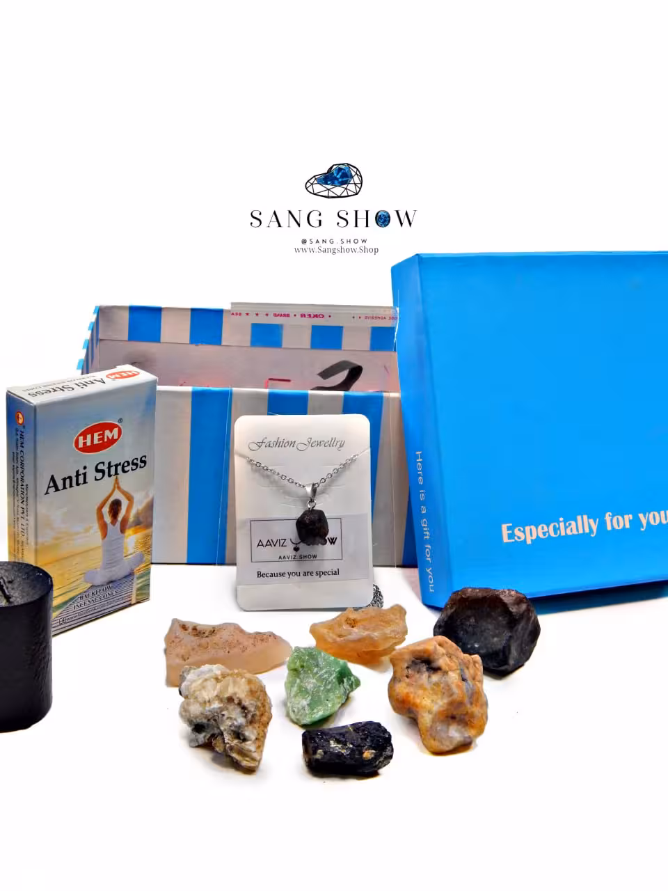 پک هدیه دی ماه سنگهای قیمتی بهمراه آویز گارنت سرخ اصل و معدنی packdy4