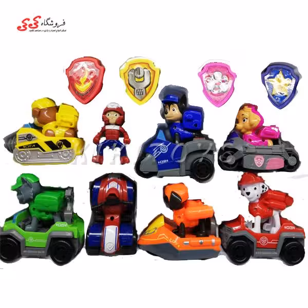 مجموعه سگ های نگهبان با ماشین