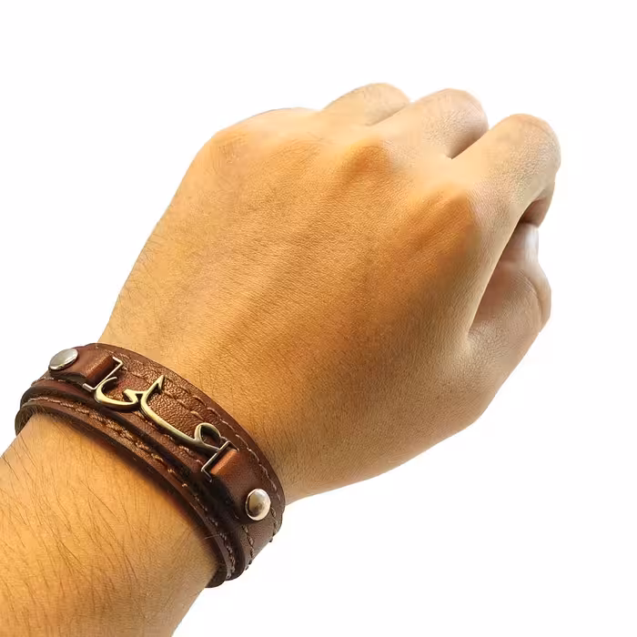 دستبند مدل چرم طرح اسم علی کد 01