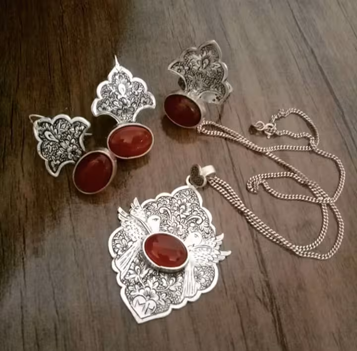 نیم ست نقره با سنگ عقیق طرح پرواز کد 102126