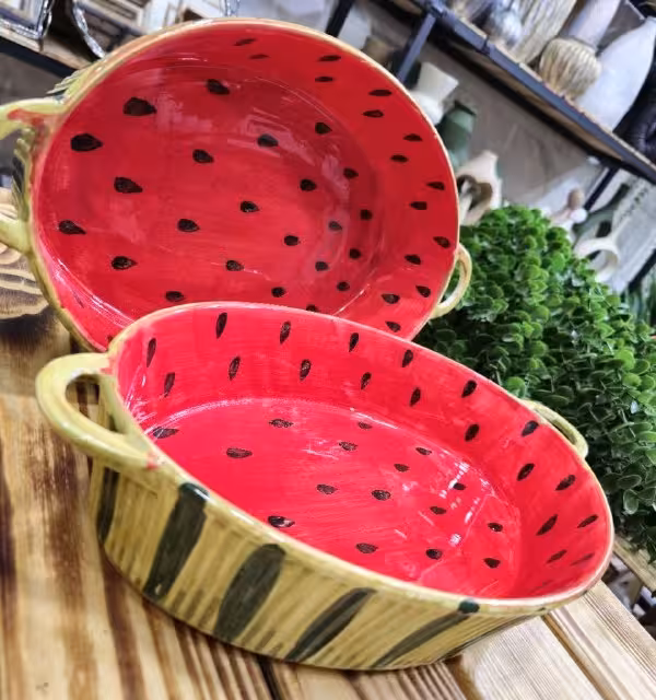 تنقلات و آجیل خوری یلدایی