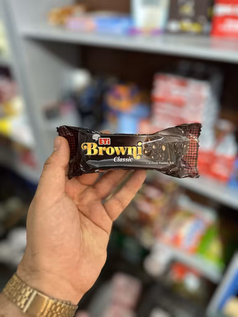 کیک کاکائویی مغز فندوقی اتی برونی 40گرم