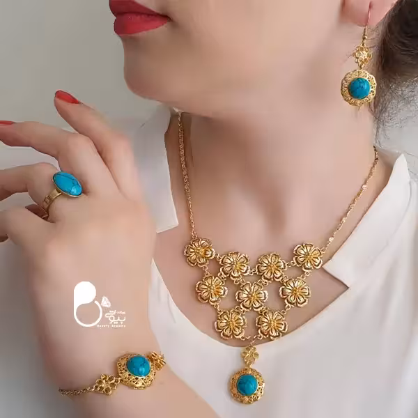ست طرح طلا آمیخته با فیروزه