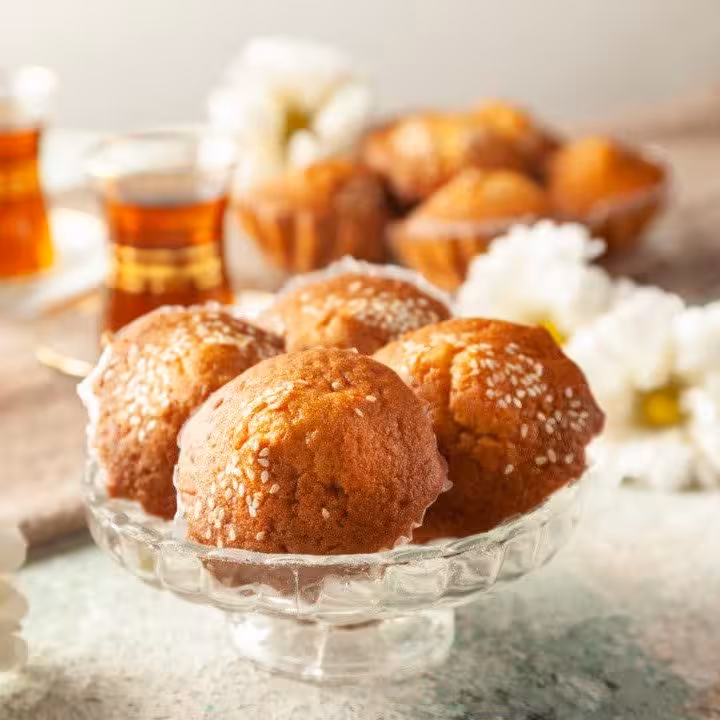 کیک یزدی اعلا اصل یزد با هل گلاب وماست