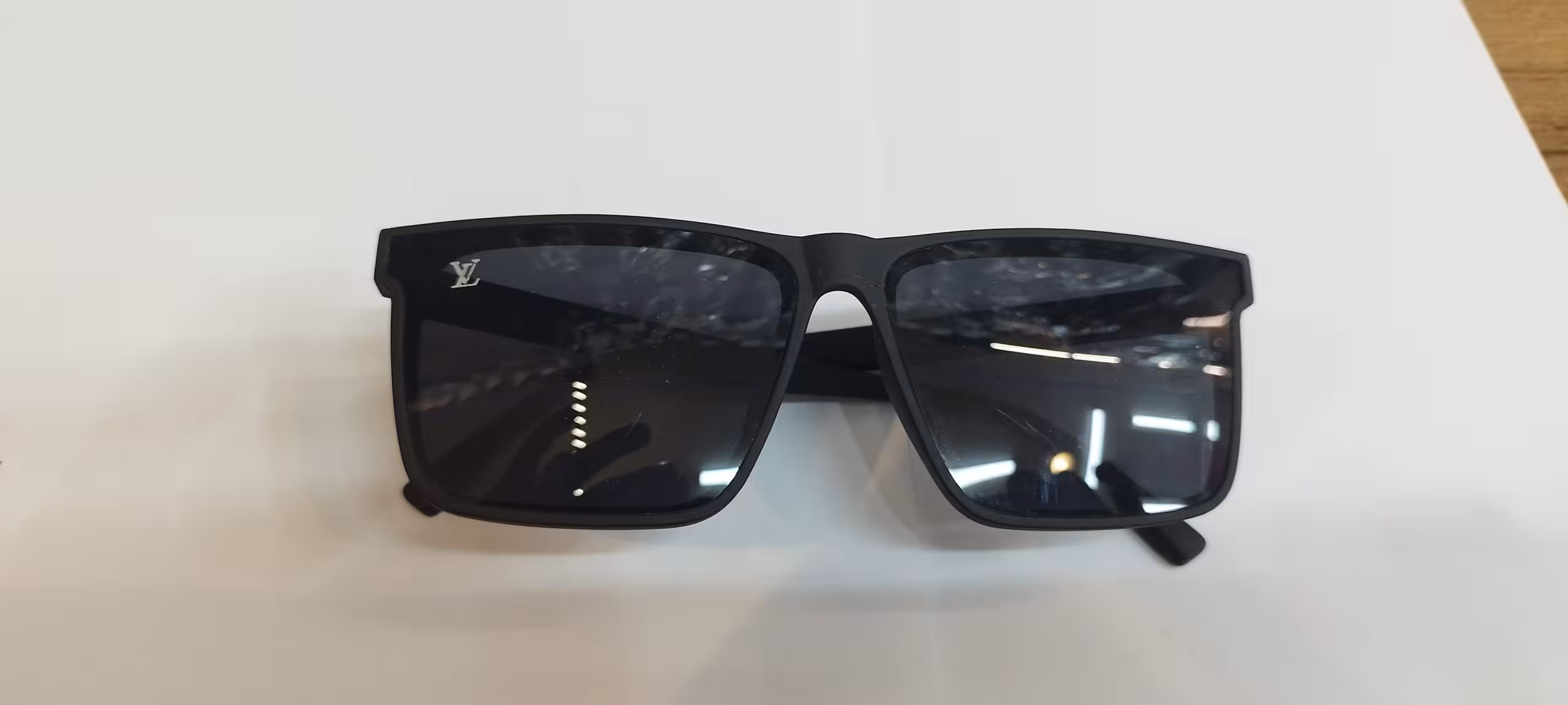 عینک آفتابی مردانه برند LOUIS VUITTON