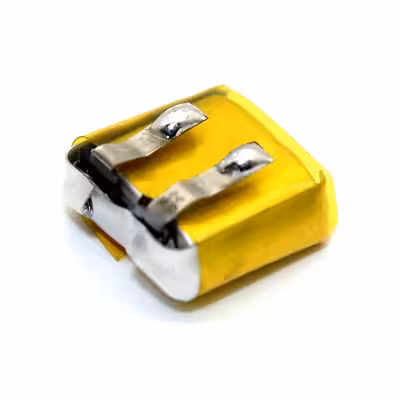 باتری لیتیوم-یون قابل شارژ کد ICR-6671 ظرفیت 90 میلی آمپرساعت مناسب برای ایرپاد بسته 6 عددی