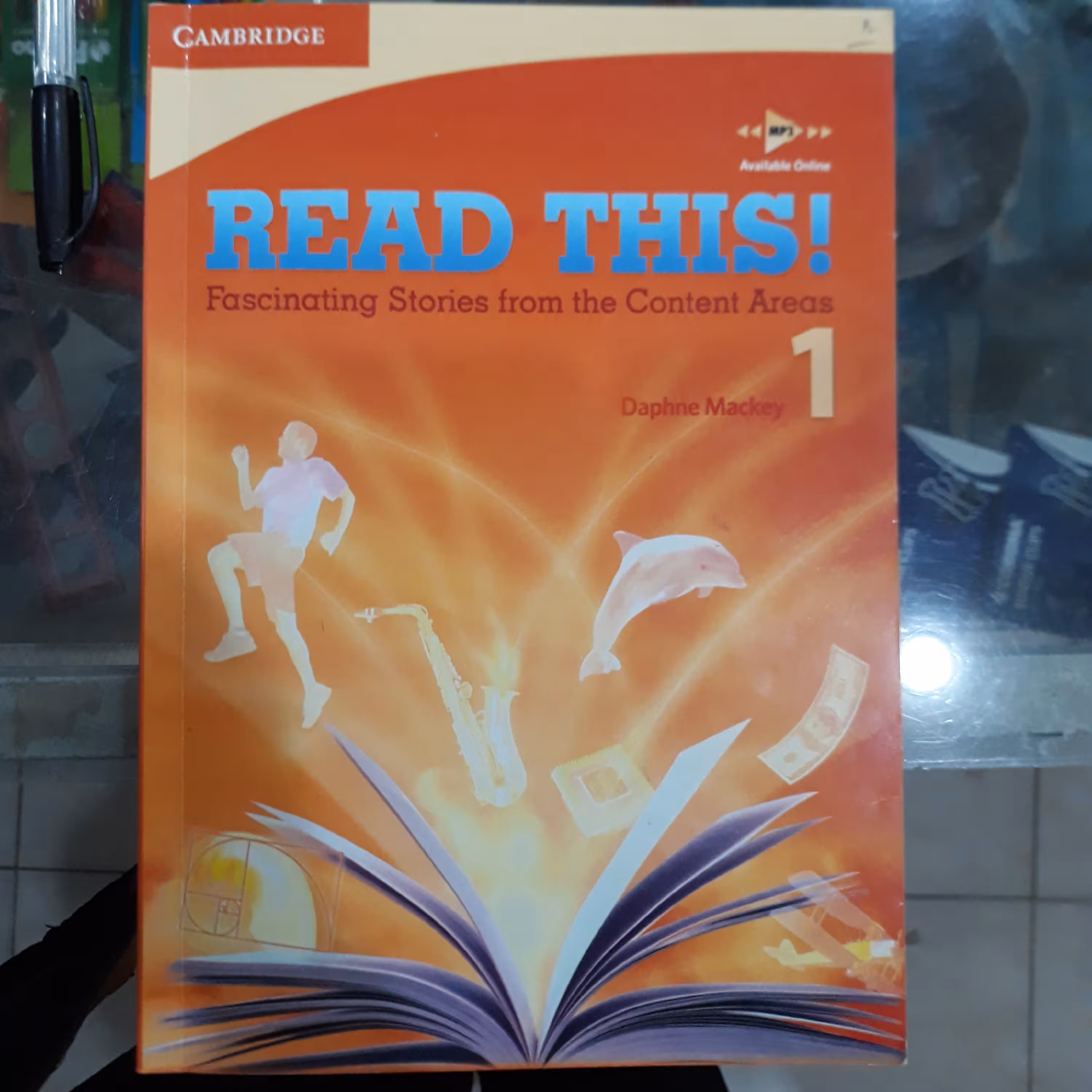 کتاب زبان READ THIS1