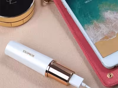 پاور بانک 3350میلی آمپر ساعت Romoss مدل DELUXE CRYSTAL CT01 با تخفیف ویژه