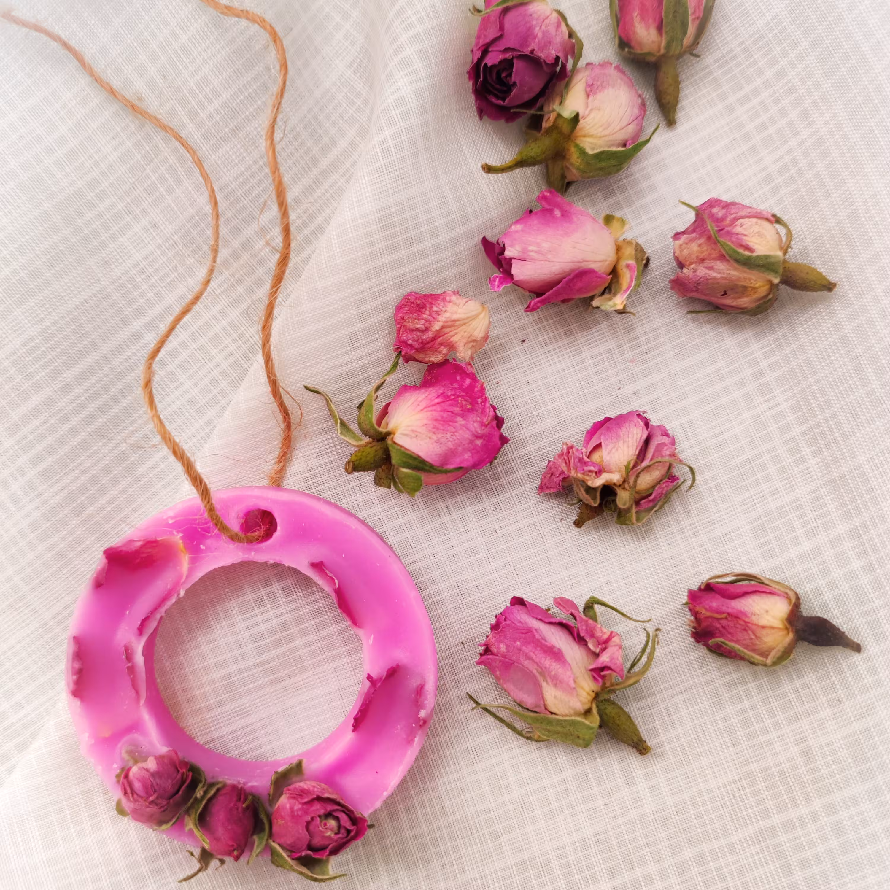  شمع ساشه معطر