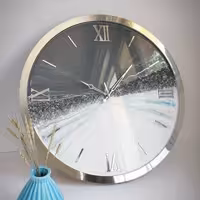 ساعت دیواری رزینی طوسی سفید دوررینگ مولتی استایل با و اعداد یونانی