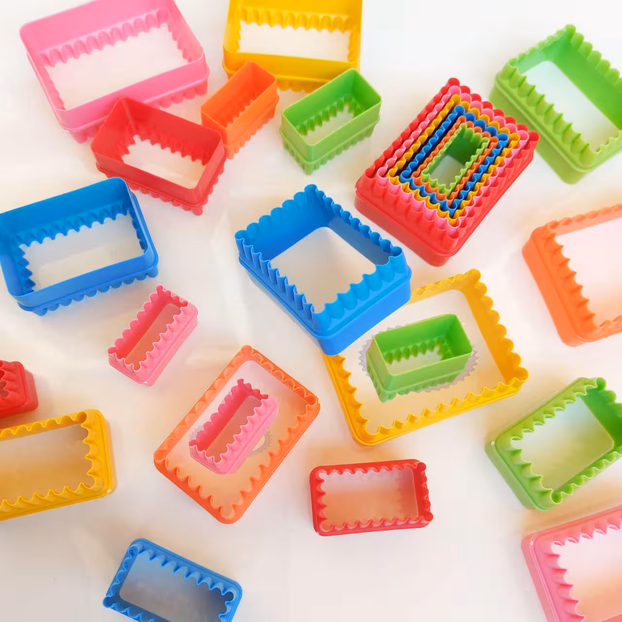 کاتر مستعطیل دوطرفه ساده و دالبر 6 تیکه رنگی