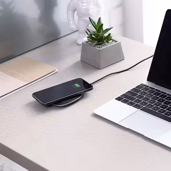 شارژر بی سیم آکی مدل LC-C6 | مشکی AUKEY