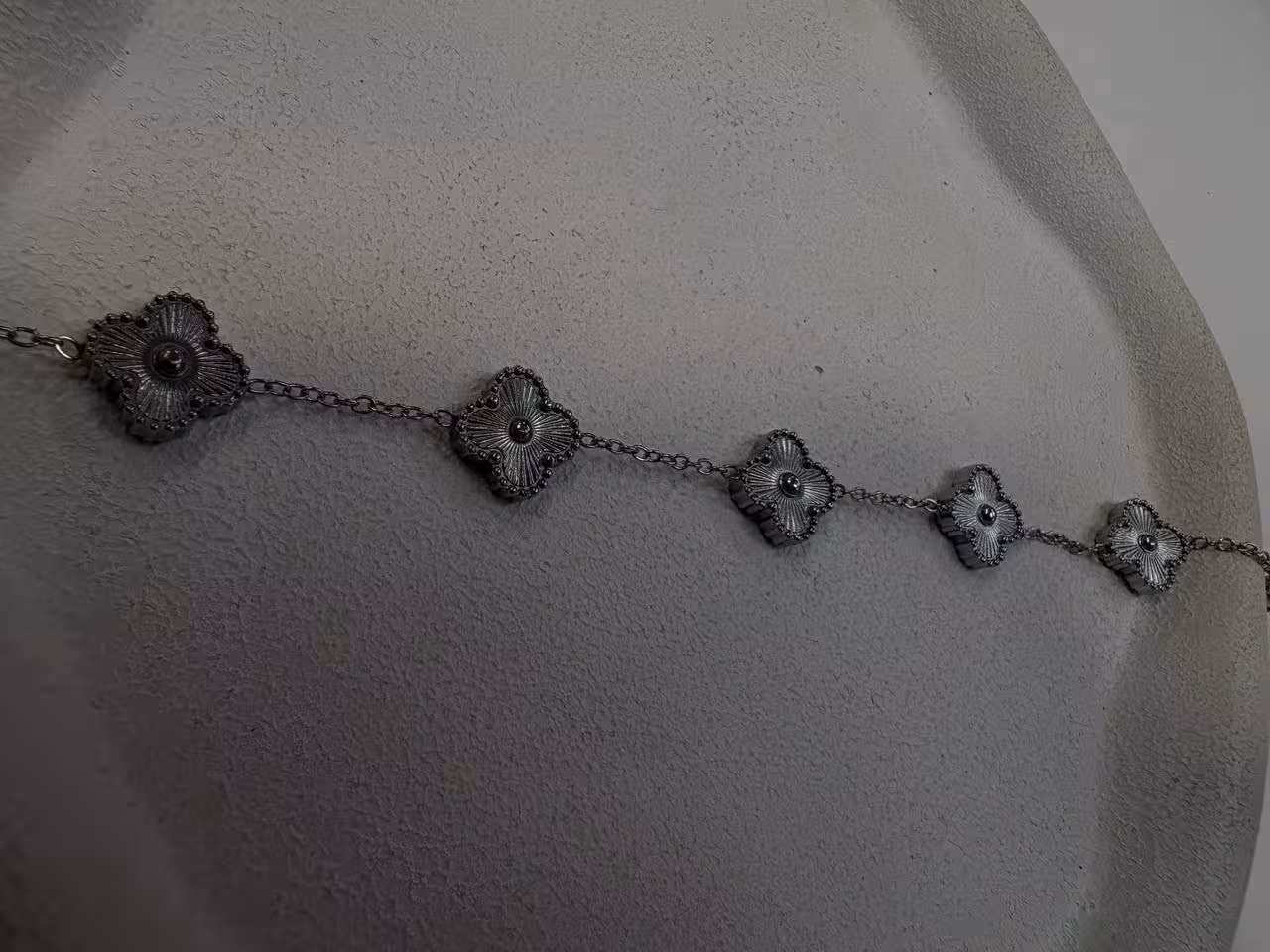 دستبند استیل نقره ای ونکلیف تراش