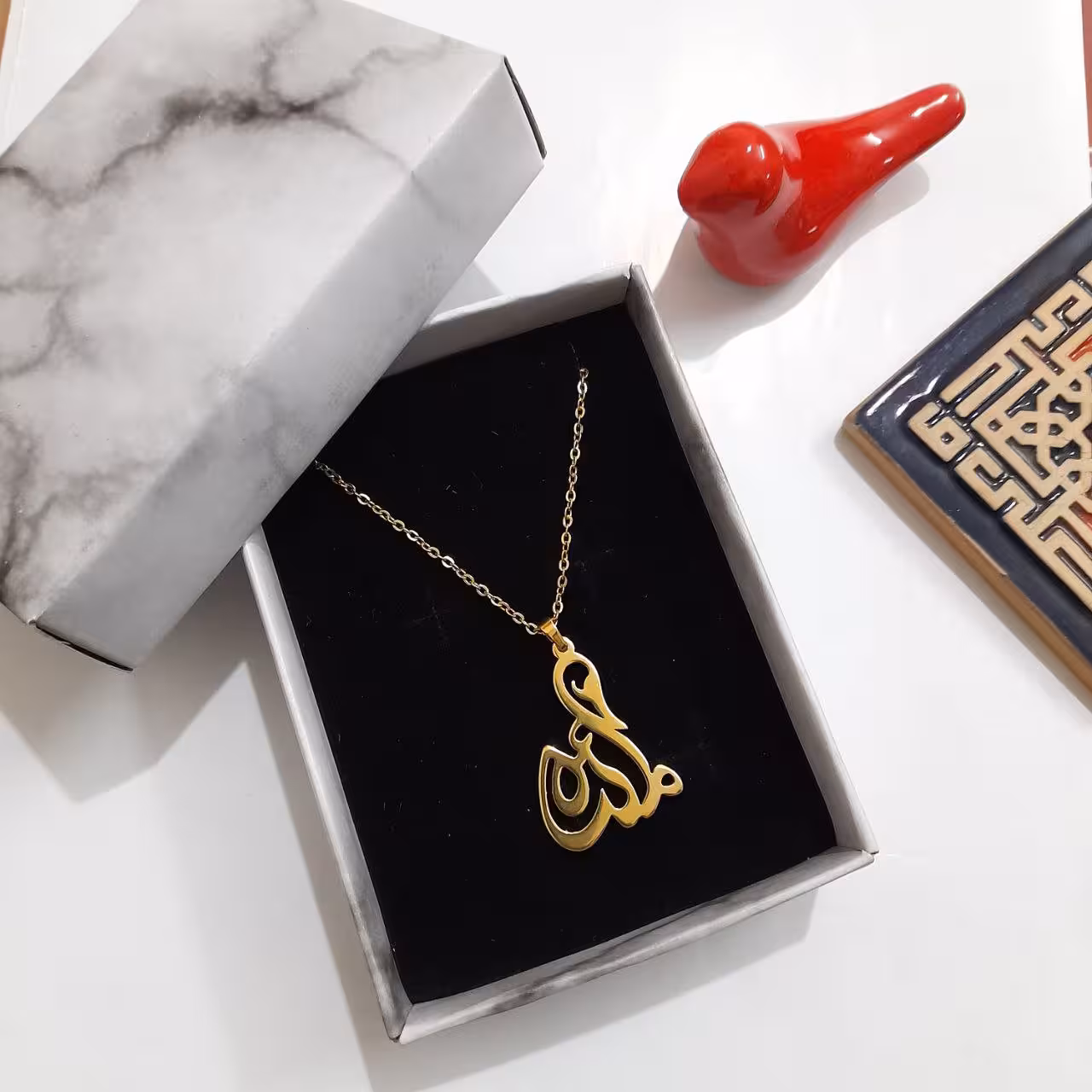 گردنبند اسم  تمام استیل ضد حساسیت رنگ ثابت(پس کرایه)