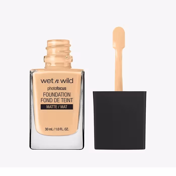 کرم پودر سبک و فول کاور وت اند وایلد