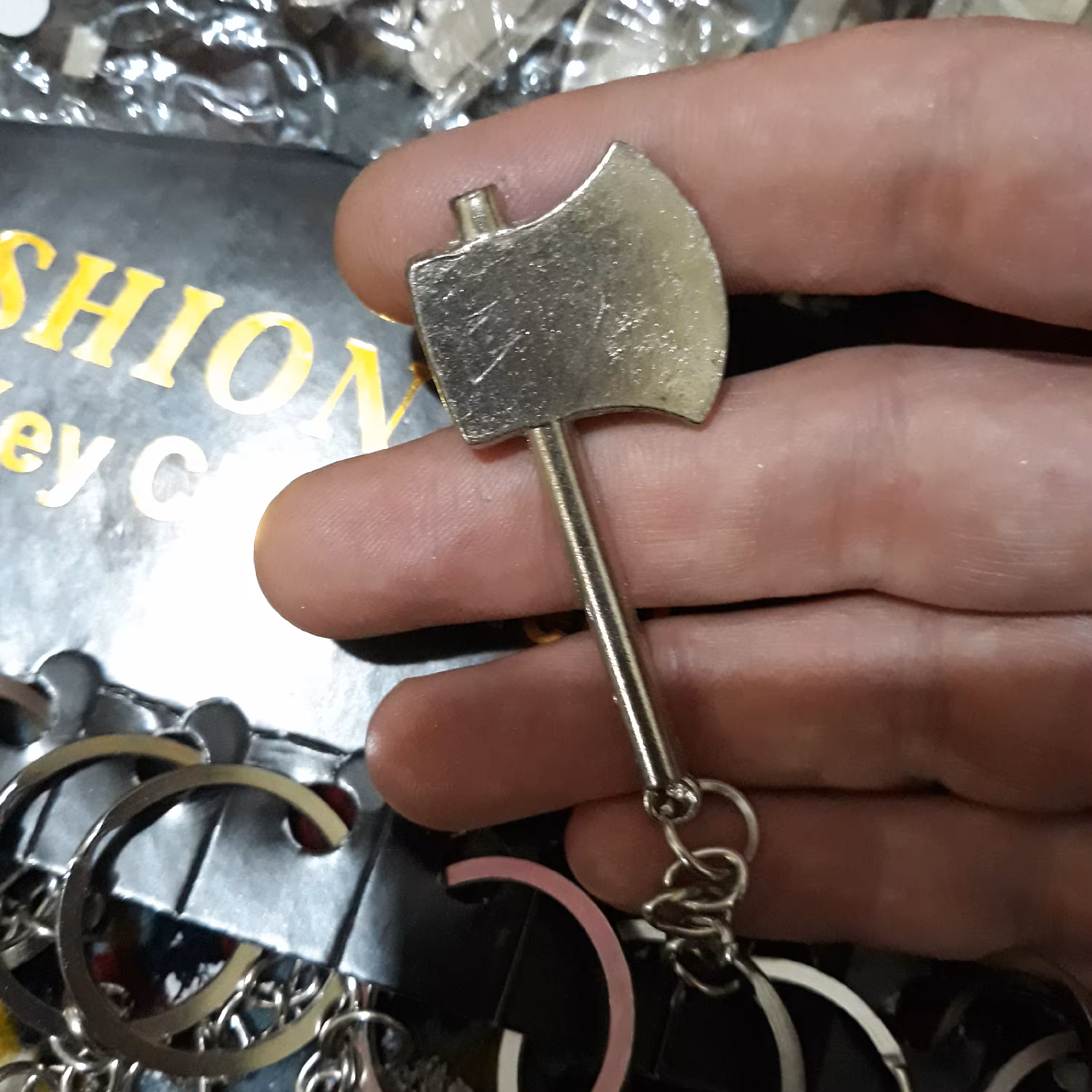 جاکلیدی طرح تبر فلزی مرغوب خارجی با کیفیت کلکسیونی کمیاب