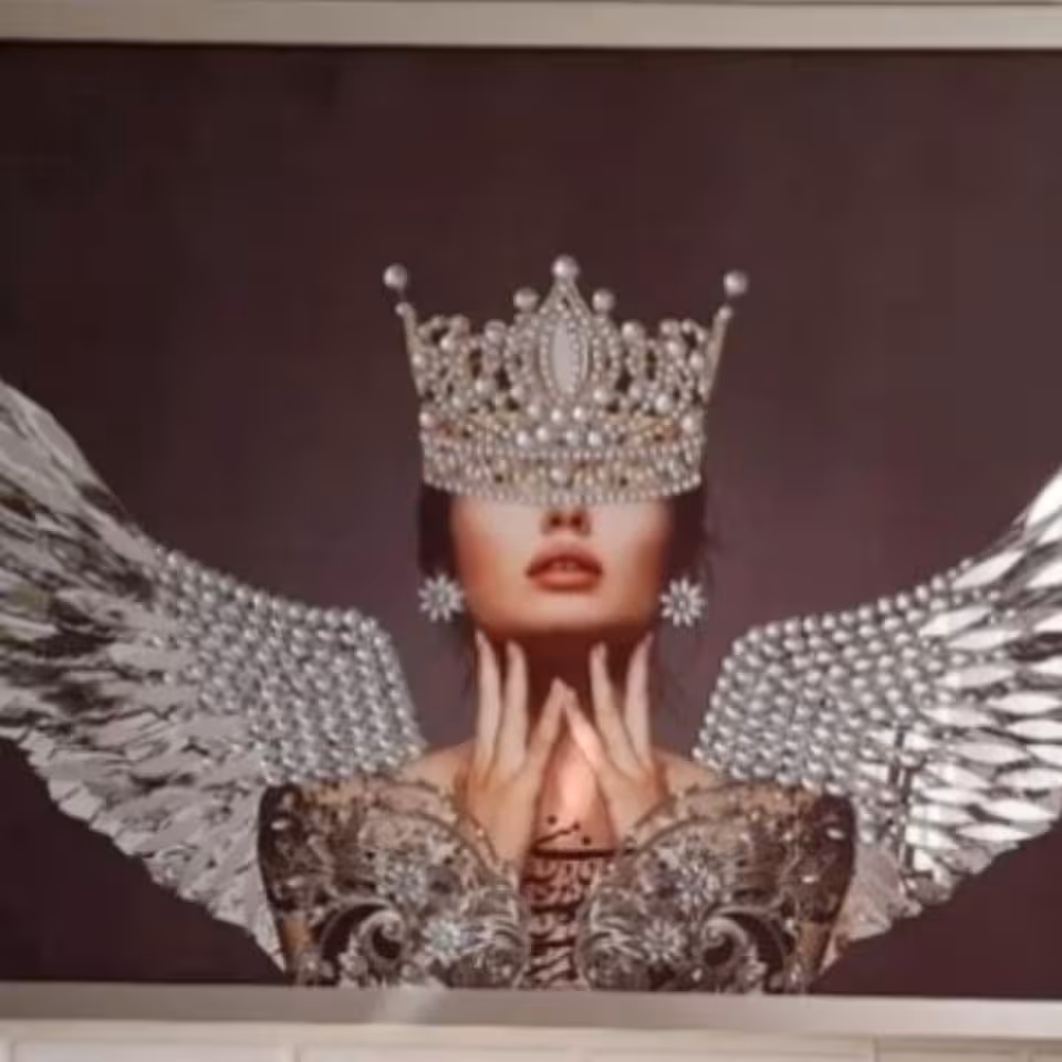 تابلو میکس مدیا(تلفیقی از هنر رنگ روغن، آینه کاری، نگین کاری) 