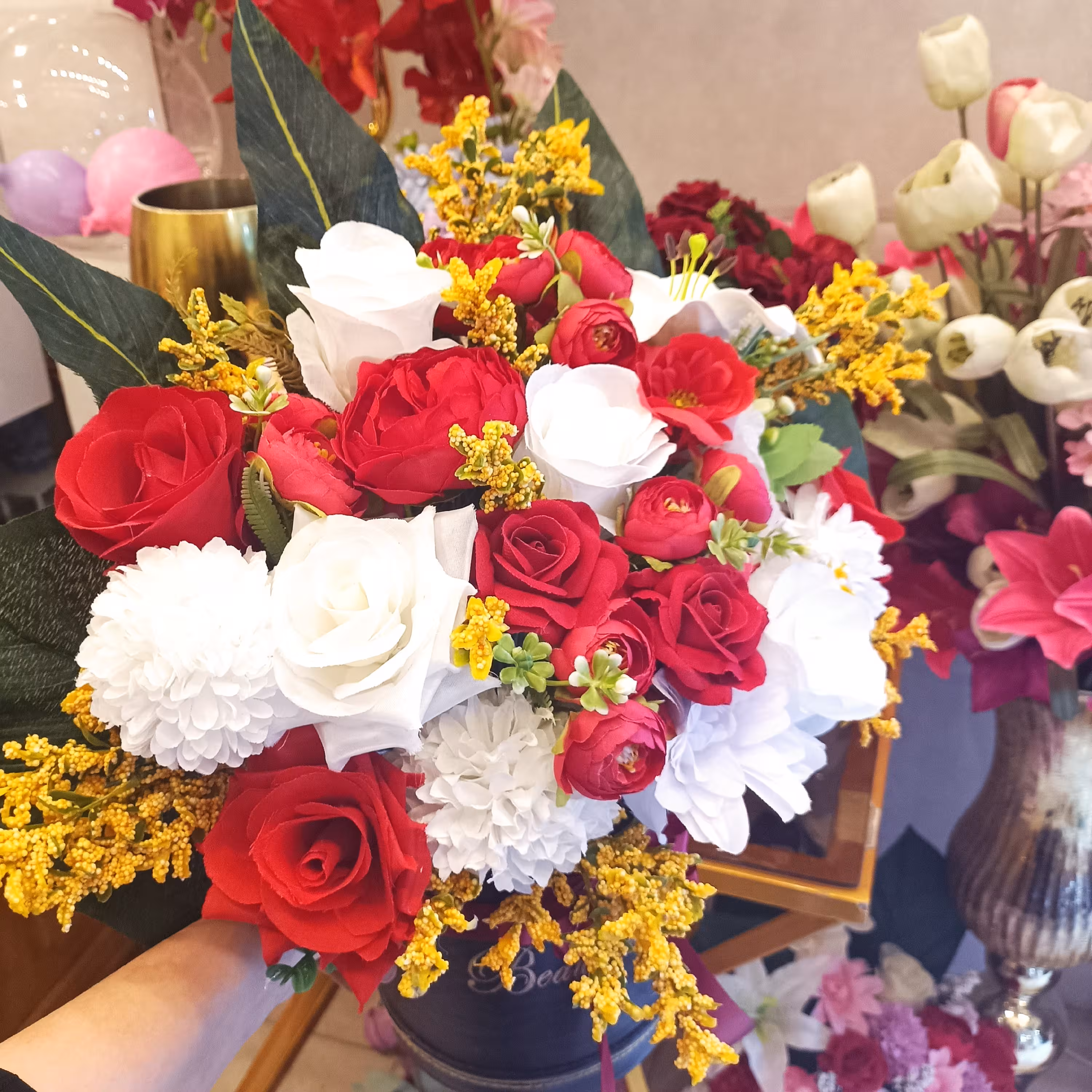 باکس چرمی گل مصنوعی
