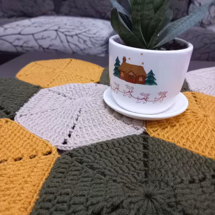  رومیزی بافتنی طرح شش ضلعی بوهو کد 72