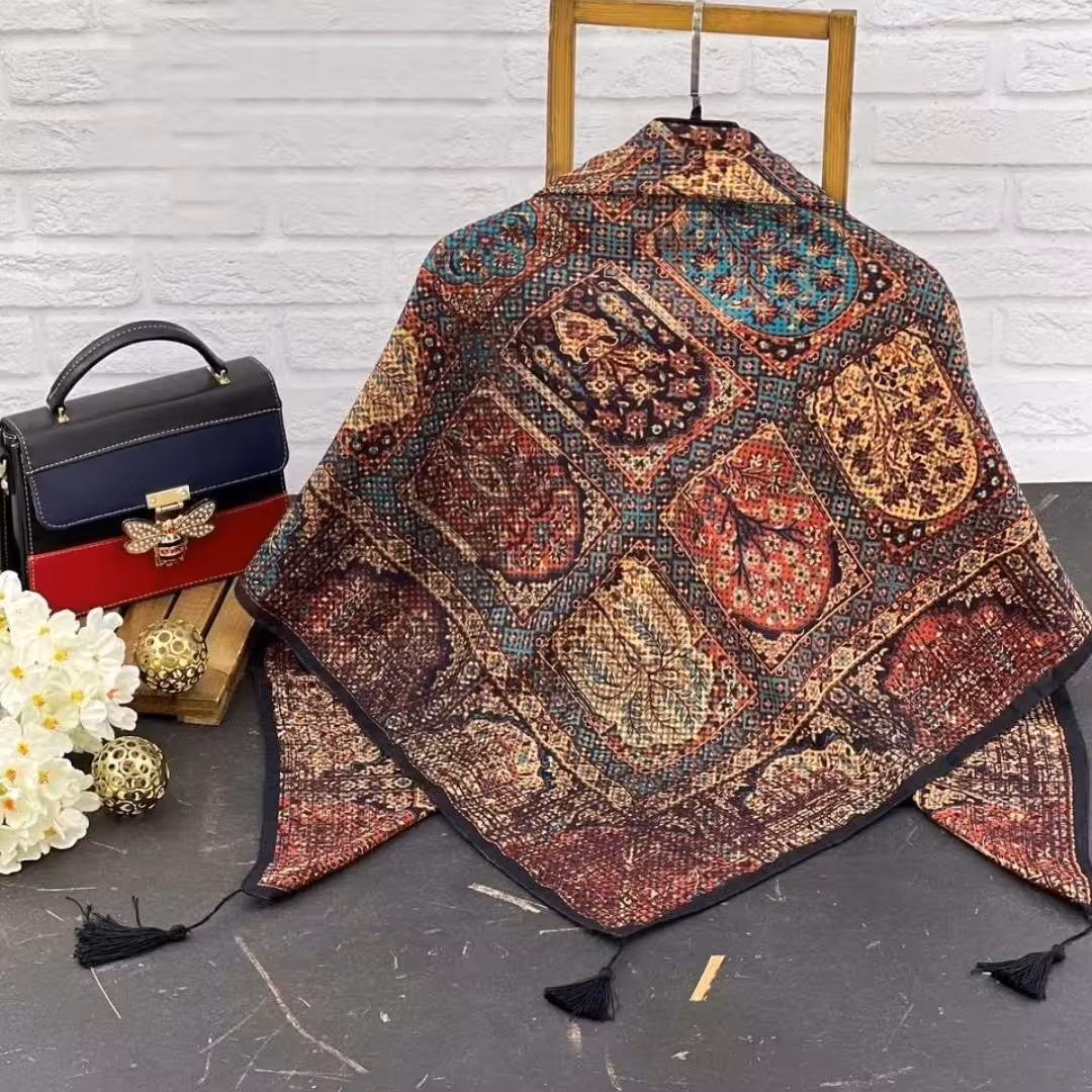 روسری طرح فرش سنتی