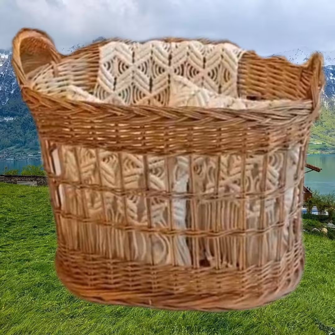 سبد حصیری سنتی جای توسن تاسادات شاپ باکیفیت جای رخت و لباسچرک و نظمدهنده  50در40در ارتفاع 40هزینه ارسال بامشتری