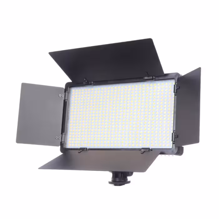 نور ثابت ال ای دی بهمراه ریموت مدل Varicolor RGB 600