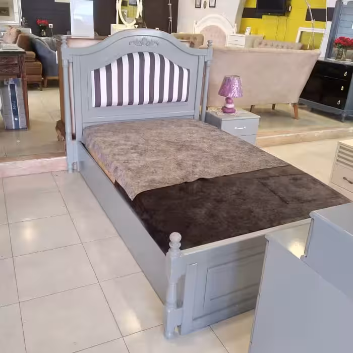 تخت تک نفره ارکیدهرنگ های کرم ،سفید ،طوسی و بژ،جنس  چوب و ام دی اف