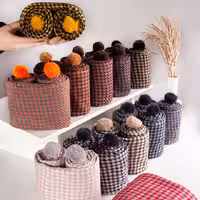 شال نخی پاییزه طرح چهارخونه منگوله پم پم دار کیفیت عالی