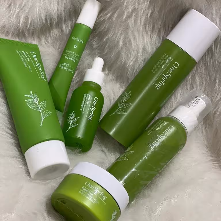 ست مراقبتی پوست چای سبز وان اسپرینگ
