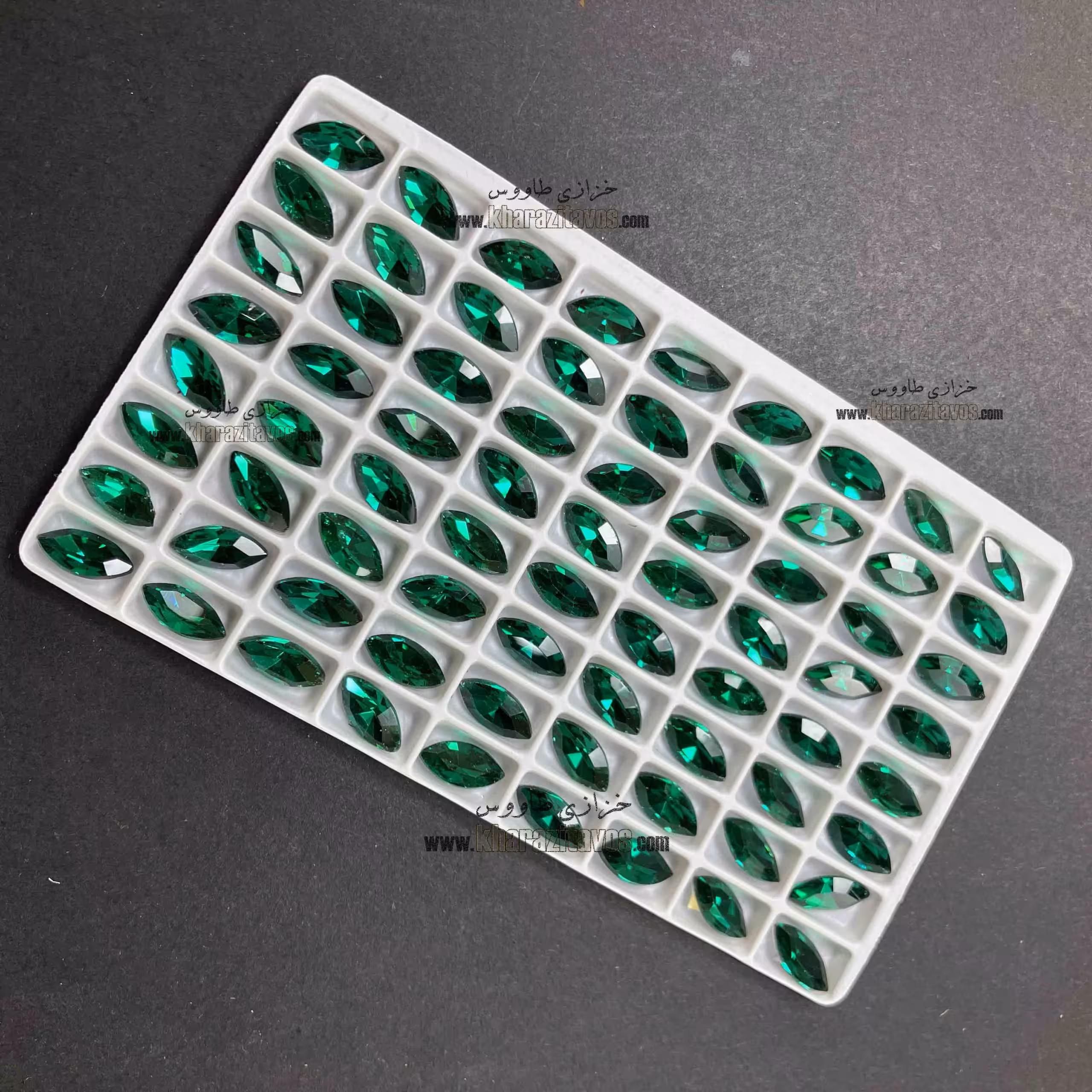 مارکیز چشمی سنگی 6 در 12 ( سبز ) ورق 72 عددی