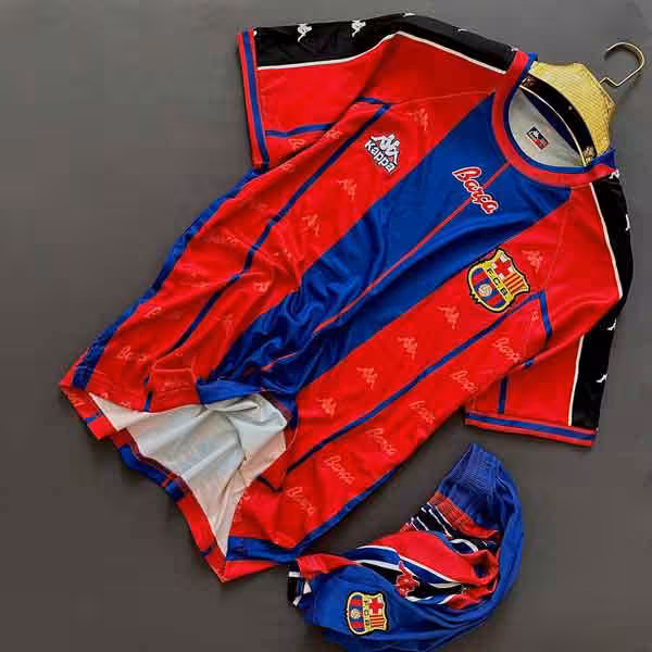 لباس کلاسیک بارسلونا 1997