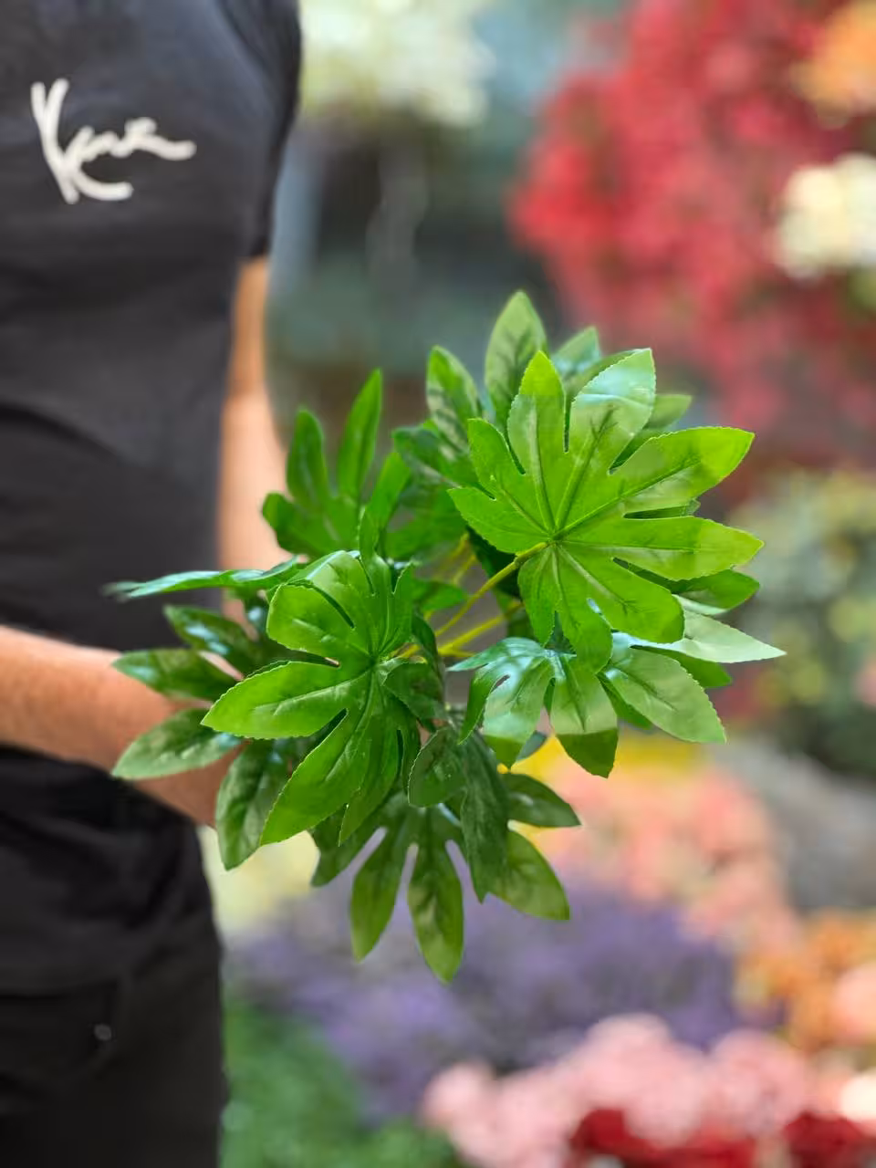بوته برگ مصنوعی سبز