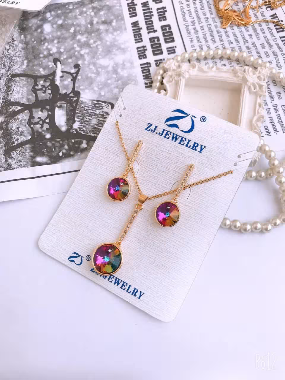 نیمست استیل با سنگ هفت رنگ سوارسکی کد 235265320