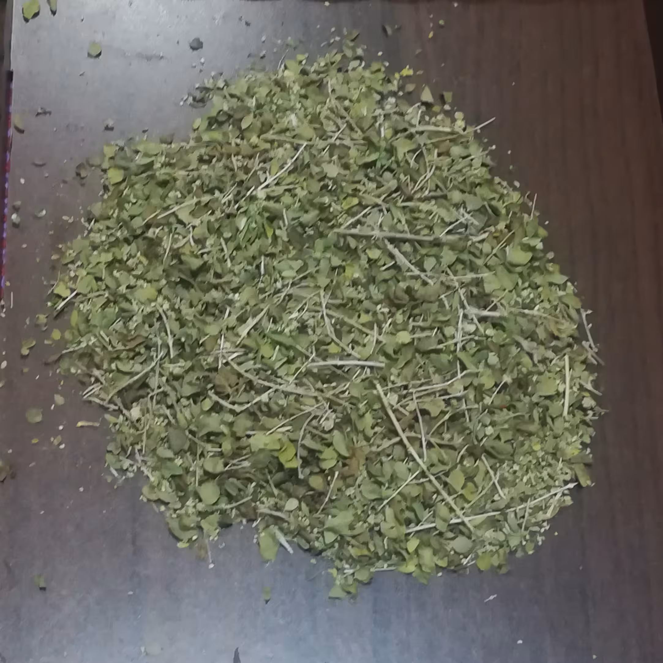 آویشن شیرازی برگ پهن کوهی  (1000گرمی) کاملا طبیعی 