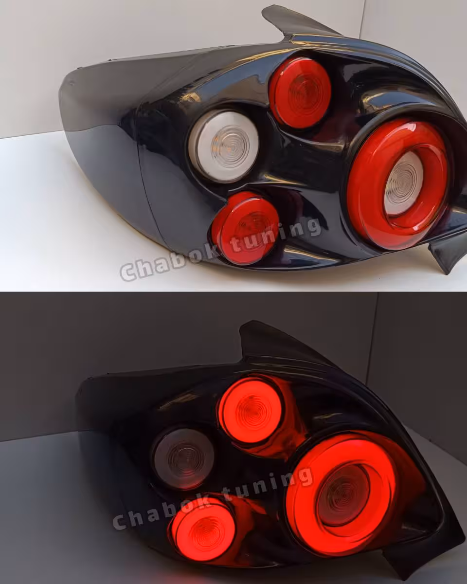 چراغ عقب پژو206 طرح هلا برجسته قرمز سفید