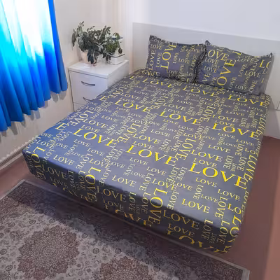 سرویس ملحفه مدل کشدار ni05004 طرح لاو کد 160  دو نفره سه تکه